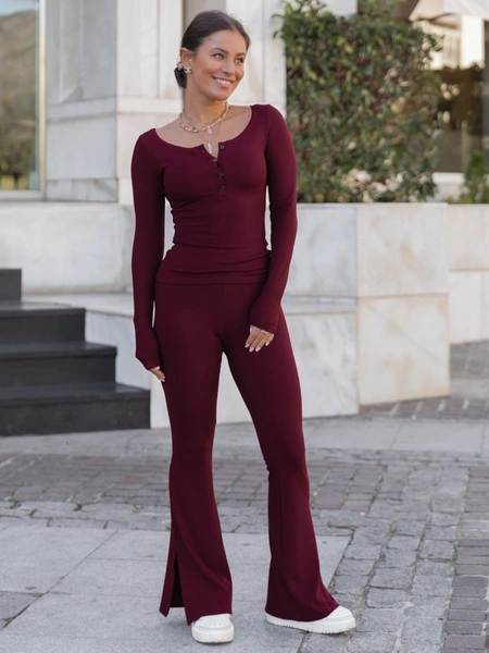 ZESTAW z prążkowanej dzianiny: Dopasowana BLUZKA z guzikami X503 + Dopasowane SPODNIE z szerokimi nogawkami X505