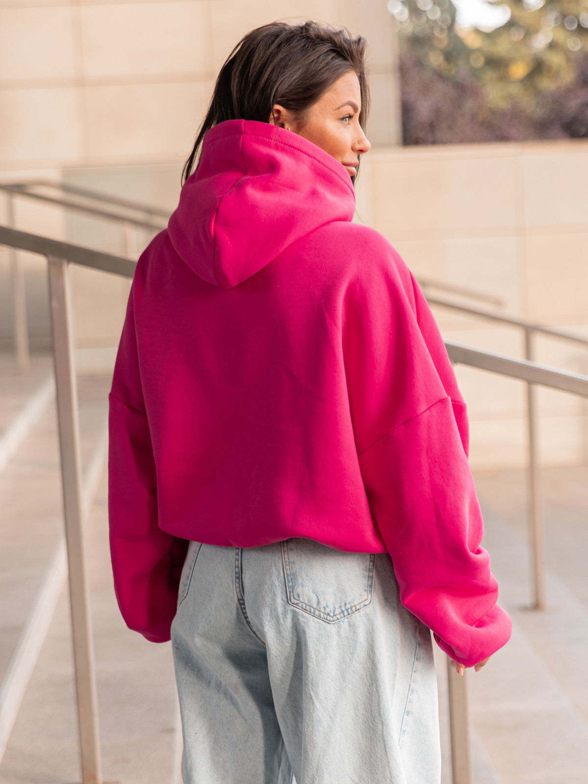 Viralowa Bawełniana BLUZA z drapanego dresu z kapturem na stójce z kieszeniami kangurka różowa E1