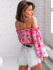 Krótka bluzka opuszczana na ramiona z falbankami różowa w róże c184 k01