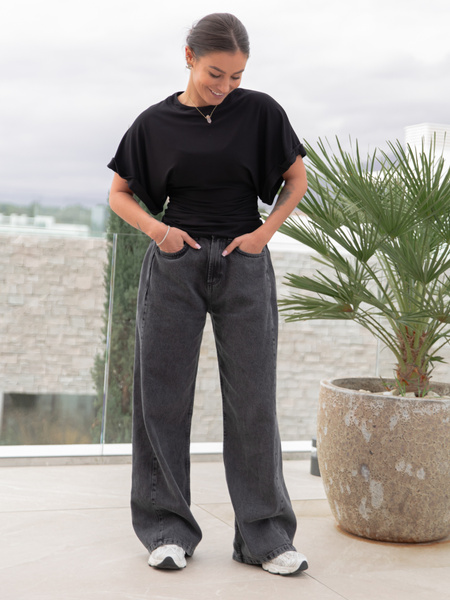 Wiskozowa BLUZKA kimono z marszczeniem po bokach z krótkim rękawem czarna X501