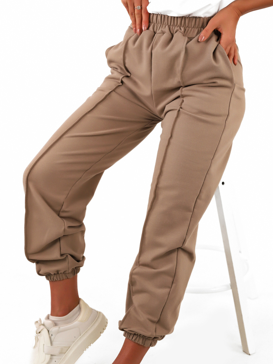 Dresowe bawełniane spodnie z przeszyciami cappuccino d119 k01