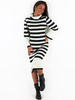 Swetrowa midi sukienka w pasy biało czarna k262