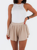 Asymetryczne krótkie spodenki z prążkowanej dzianiny beżowe c162