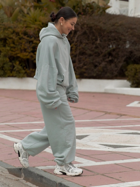 Oversizowy KOMPLET z drapanego bawełnianego dresu szeroka bluza z kapturem kangurka i spodnie szerokie baggy szałwiowy E644 + E643