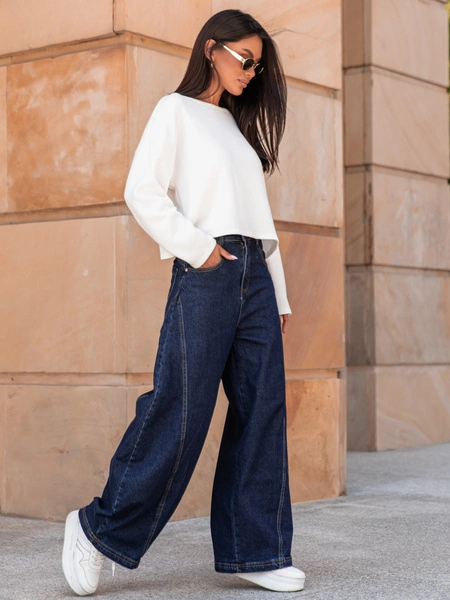 Luźny codzienny SWETER o klasycznym splocie ecru X302