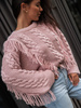 SWETER oversize splot warkoczowy z frędzlami brudny róż K275 k01