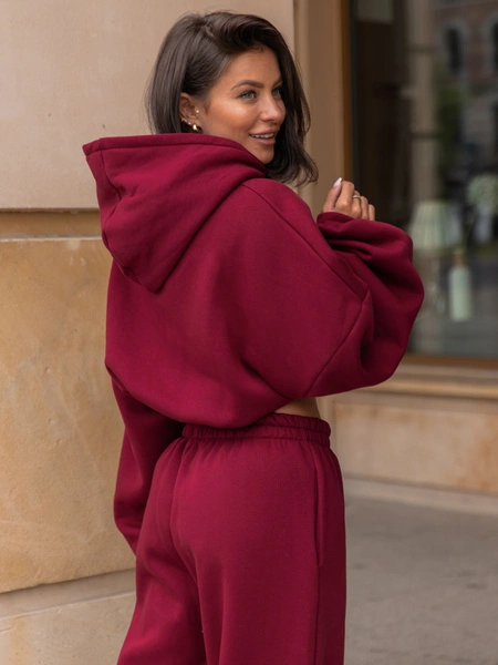 Dresowa bawełniana BLUZA kangurka z kapturem o krótszym kroju bluzowana bordowa X304