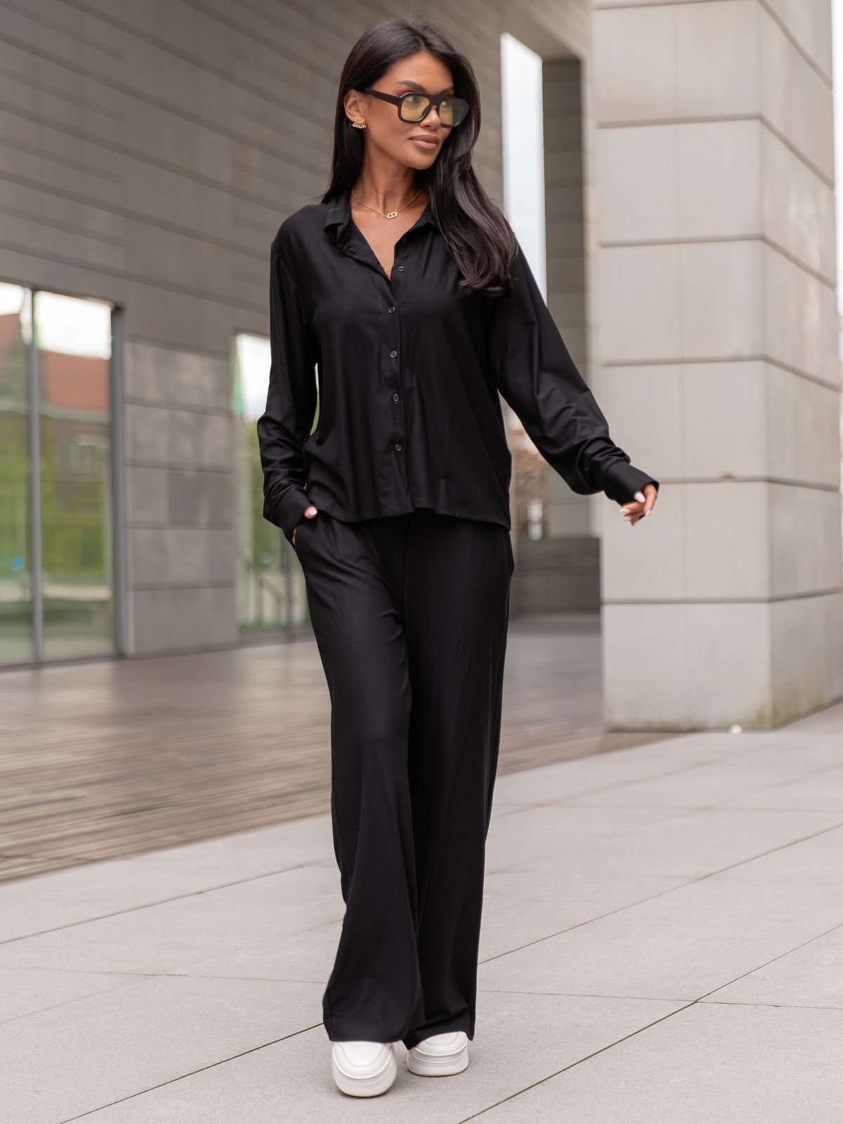 Wiskozowy codzienny KOMPLET lużna bluzka o kroju koszuli i luźne spodnie czarny X357 k01