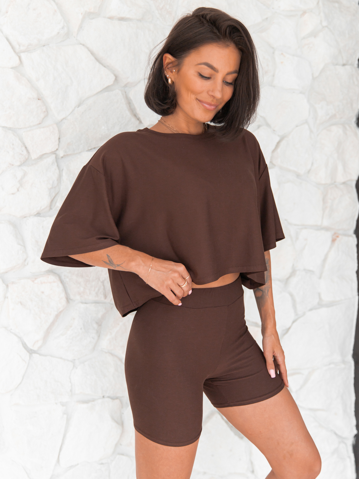 Dopasowane KOLARKI spodenki z wiscozy czekoladowe X200 k01