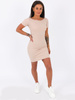 Bawełniana dopasowana krótka sukienka z prążka dekolt łódka beżowa b45 k01