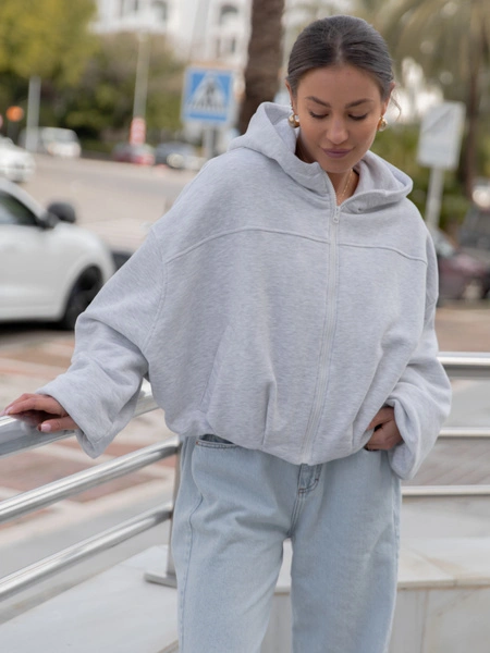 Szeroka dresowa BLUZA typu bomber z kapturem zapinana na zamek szary melanż X555