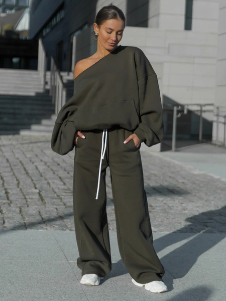 Dresowa bawełniana BLUZA opuszczana na ramiona oversize szeroka dark khaki X400