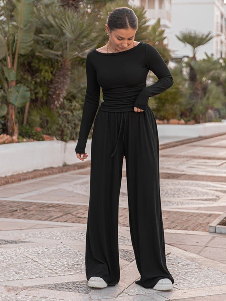 ZESTAW z prążkowanej dzianiny: Luźne SPODNIE X507 + Dopasowana BLUZKA z dekoltem typu łódka X504