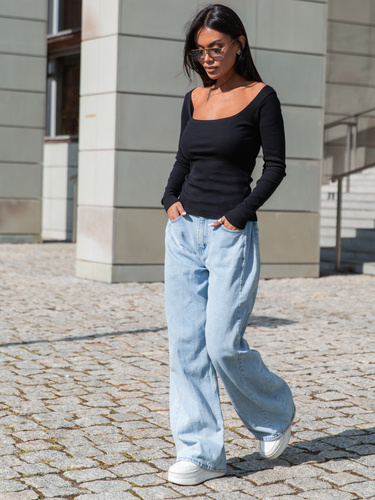 Basic Bawełniana BLUZKA z prążkowanej dzianiny z kwadratowym dekoltem czarna X406