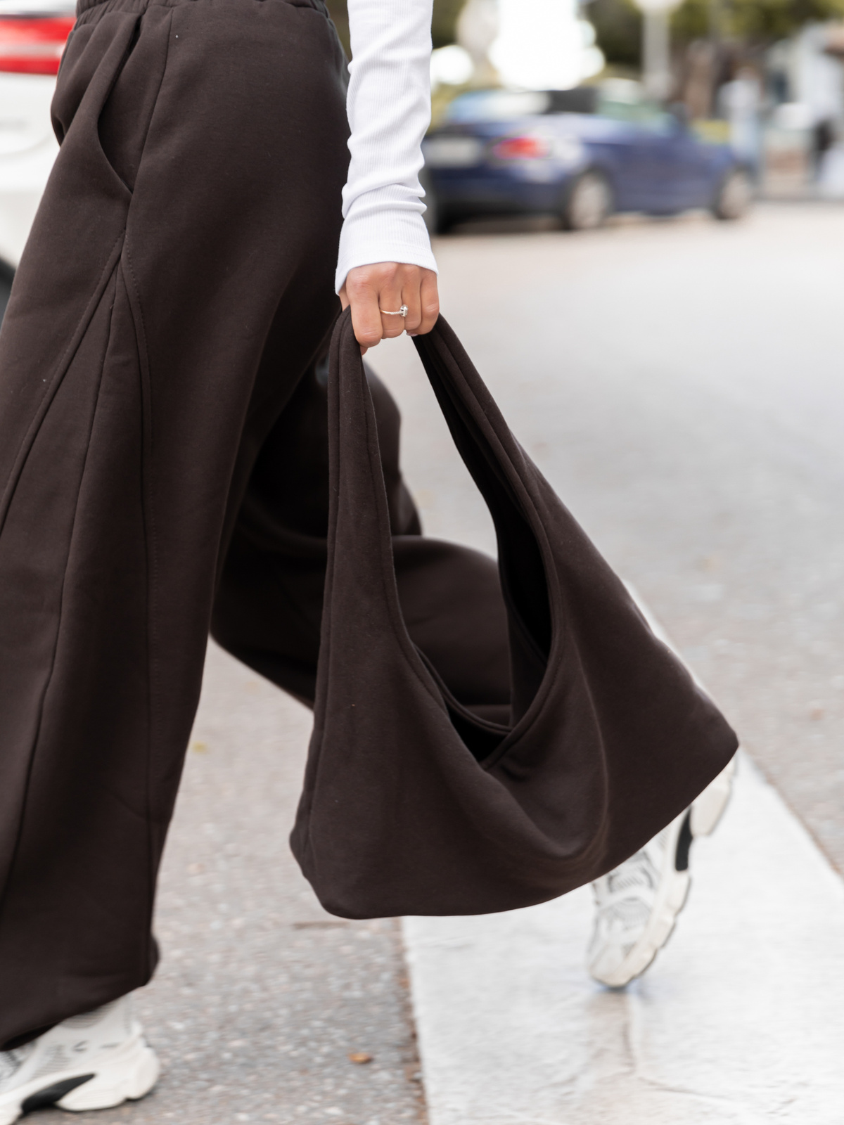 Sportowa TOREBKA z bawełnianego materiału czekoladowa F107