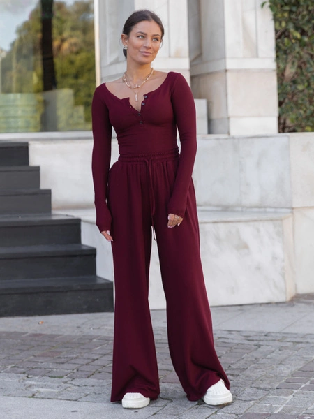 ZESTAW z prążkowanej dzianiny: Luźne SPODNIE X507 + Dopasowana BLUZKA z guzikami X503