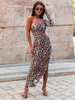 Elegancka maxi SUKIENKA z jednym długim rękawem , asymetryczna , wycinana w pasie panterka E430 k01