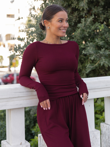 Dopasowana BLUZKA z dekoltem typu łódka z prążkowanej dzianiny wiscoza i bawełna bordowa X504