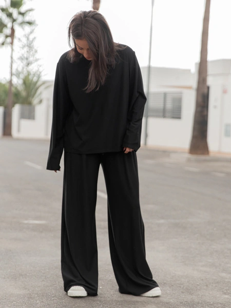 Luźny codzienny KOMPLET z wiscozy oversizowy t-shirt i luźne spodnie czarny X475