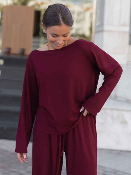 Luźna komfortowa BLUZKA z długim rękawem z prążkowanej dzianiny wiskoza i bawełna bordowa X506