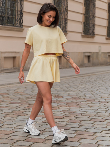 Dresowy bawełniany KOMPLET krótki oversizowy t-shirt i krótkie spodenki butter yellow jasny żółty X133 k01