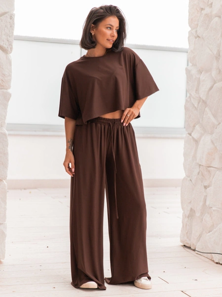 Szerokie SPODNIE z wiskozy ze średnim stanem z gumką w pasie czekoladowe X202 k01