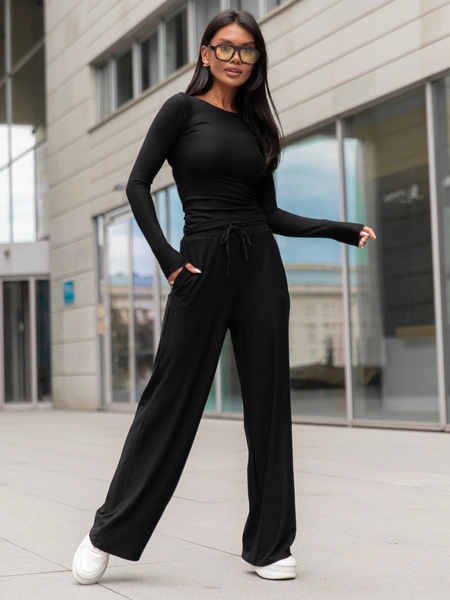 Wiskozowy KOMPLET dopasowana bluzka z długim rękawem i luźne spodnie czarny E351