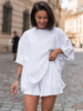 KOMPLET z bawełnianej frotty długi oversizowy t-shirt i krótkie spodenki biały X212 k01
