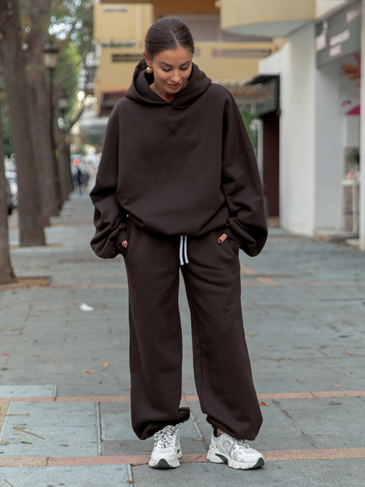 ZESTAW DRESOWY: Bawełniana BLUZA z dresu drapanego z kapturem X478 + Dresowe SPODNIE baggy niski stan X403