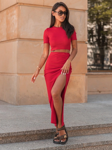 Elegancki KOMPLET bluzka z krótkim rękawem i spódnica maxi drapowana czerwony X259