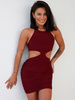 Dopasowana SUKIENKA mini wiązana na szyję drapowana z wycięciami bordowa D259 k01
