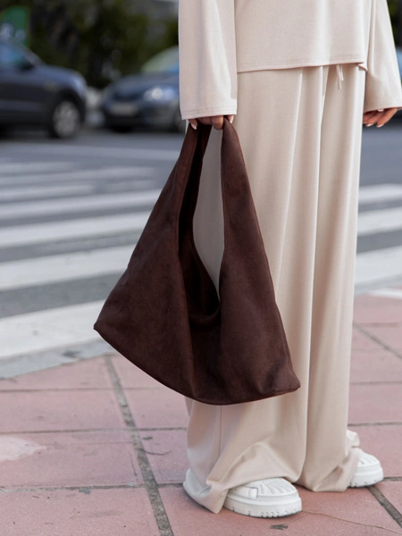 Zamszowa TOREBKA na ramię brązowa F108