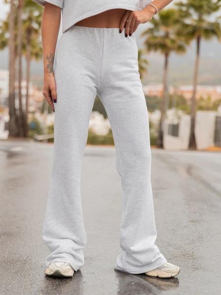 Dresowe bawełniane SPODNIE dopasowany krój z poszerzanymi nogawkami szary melanż X57 k01