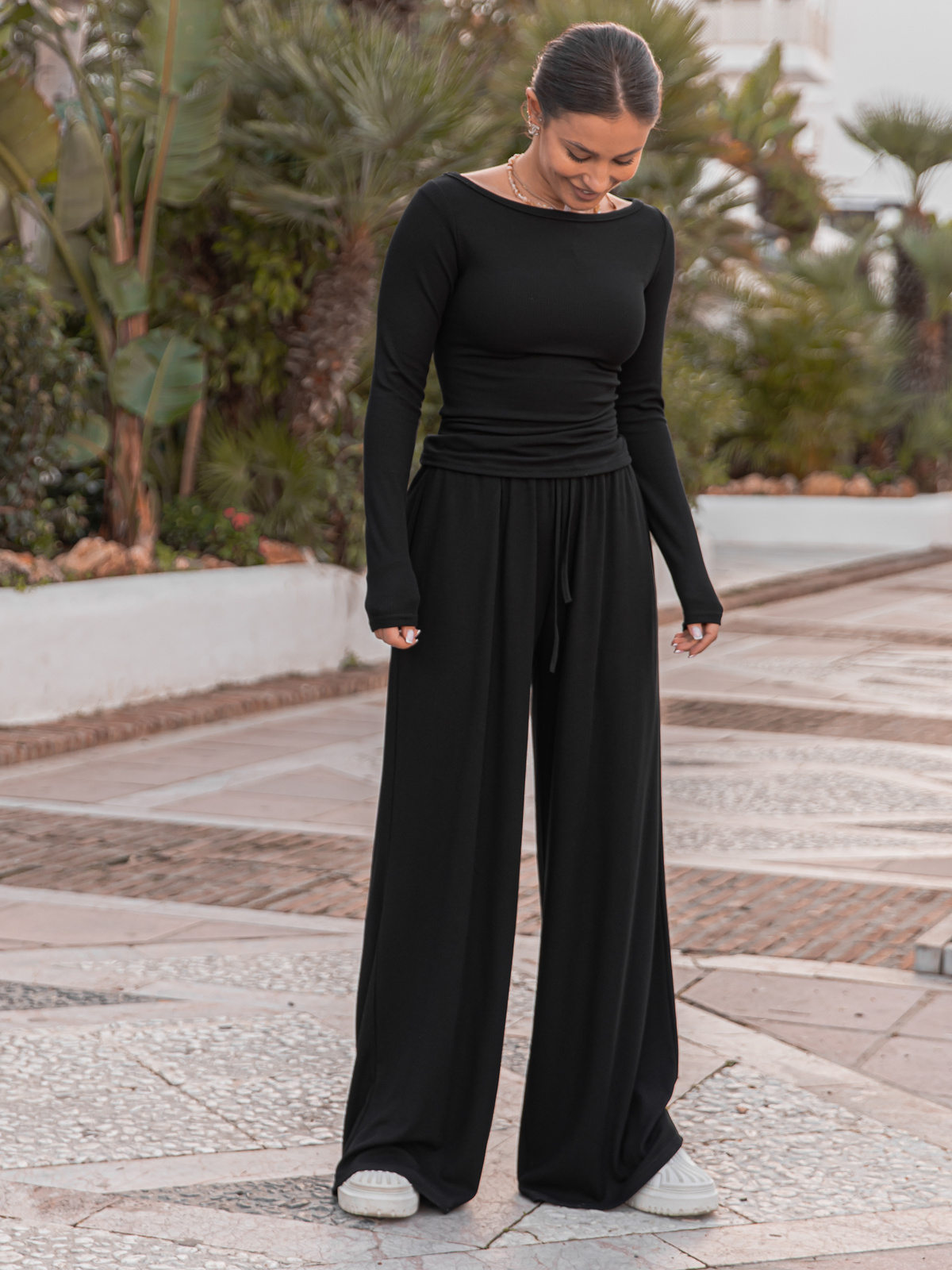 ZESTAW z prążkowanej dzianiny: Luźne SPODNIE X507 + Dopasowana BLUZKA z dekoltem typu łódka X504