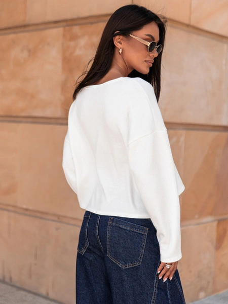 Luźny codzienny SWETER o klasycznym splocie ecru X302