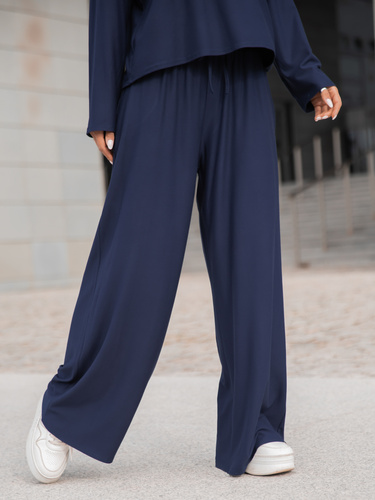 Szerokie SPODNIE z wiskozy ze średnim stanem z gumką w pasie navy blue X418