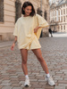 Dresowy bawełniany KOMPLET długi oversizowy t-shirt i krótkie spodenki butter yellow jasny żółty X134 k01