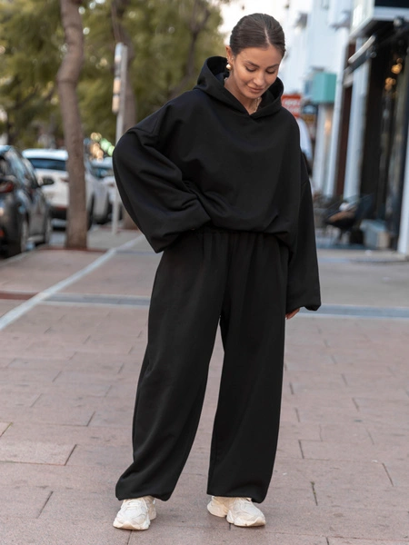 Bawełniana dresowa BLUZA z kapturem oversize z szerokimi rękawami z dresu pętelkowego czarna X515