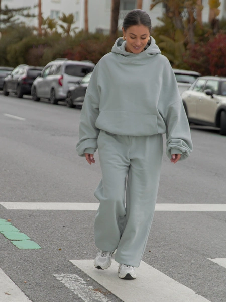 Oversizowy KOMPLET z drapanego bawełnianego dresu bluza z kapturem na stójce kangurka i spodnie szerokie baggy szałwiowy E1 + E643