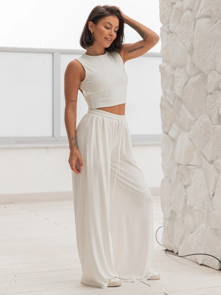 Wiscozowa dopasowana BLUZKA z sexy wycięciem na plecach ecru X205 k01