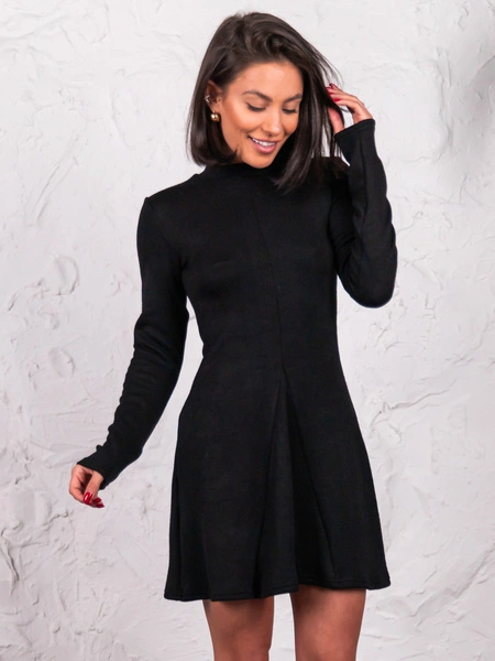Swetrowa krótka SUKIENKA z rozszerzaną spódnicą w literę A czarna E615 k01