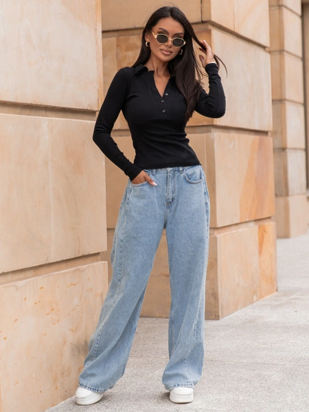 Bawełniana BLUZKA z prążkowanej dzianiny z kołnierzykiem zapinana na guziki czarna X306