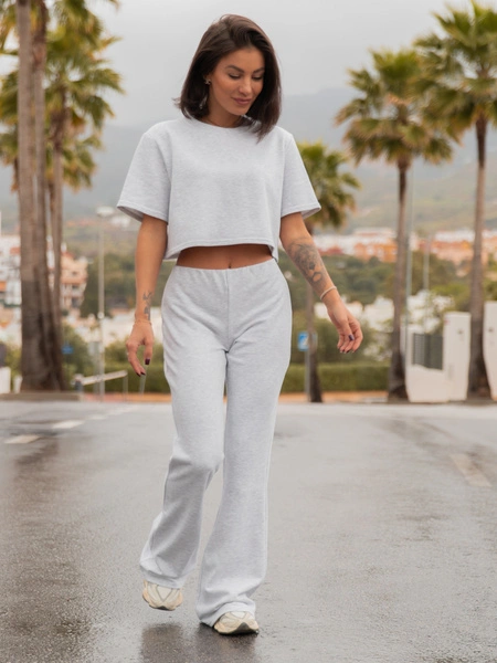 Dresowe bawełniane SPODNIE dopasowany krój z poszerzanymi nogawkami szary melanż X57 k01