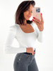 Dzianinowa dopasowana bluzka z bufkami biała 20181