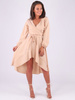 ASYMETRYCZNA SUKIENKA WIĄZANA W PASIE beżowa B191 k01
