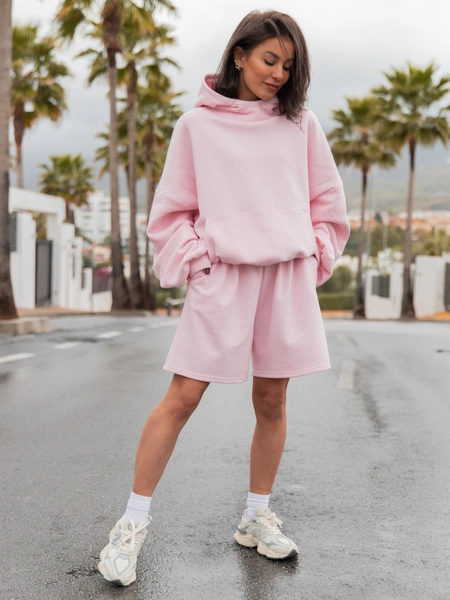 Dresowe bawełniane SPODENKI SZORTY dłuższe baggy baby pink X50
