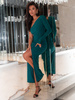 Dopasowana maxi SUKIENKA z jednym rękawem z dzianiny pokrytej brokatem zielona E605 k01
