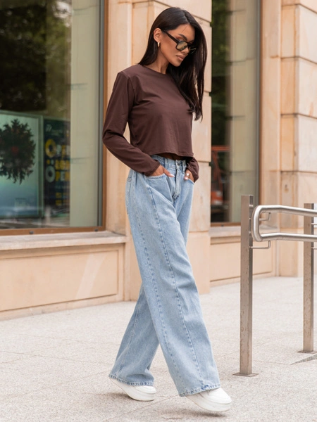 Bawełniany T-SHIRT bluzka z długim rękawem z poduszkami na ramionach brązowa X308 k01