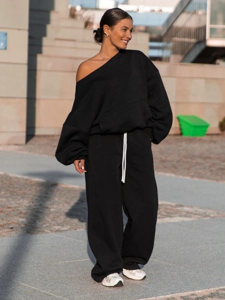 Dresowa bawełniana BLUZA opuszczana na ramiona oversize szeroka czarna X400