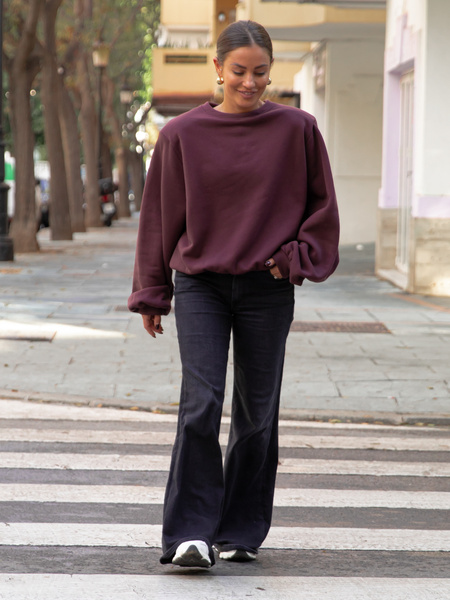 Oversizowa bawełniana BLUZA z drapanego dresu z poduszkami na ramionach śliwkowa X469